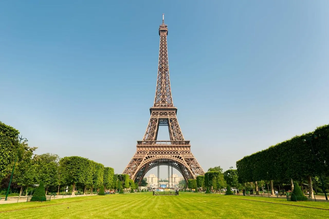 170 Angouleme Large Duplex Style Apt With1 Bdr Central Apartman